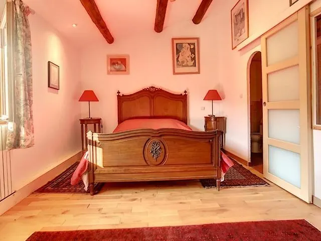 Bed and Breakfast LesArnauds à Aix-en-Provence 0*,